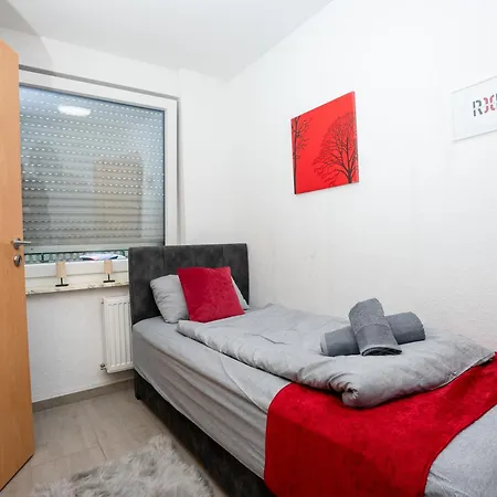 Serviceroom24 - 4 In Recklinghausen Wlan - Smart-tv - 24-7 Check-in Und Kueche Apartmán