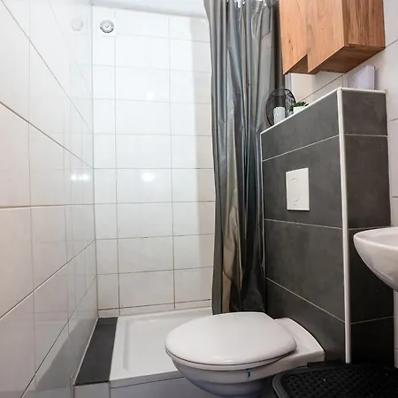 Apartmán Serviceroom24 - 4 In Recklinghausen Wlan - Smart-tv - 24-7 Check-in Und Kueche